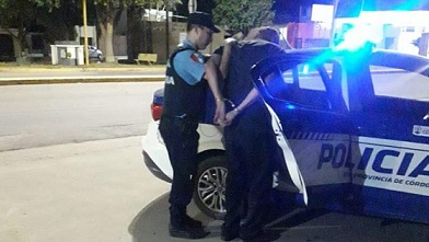Murió el hombre que fue atacado a sillazos por otro en Villa Nueva