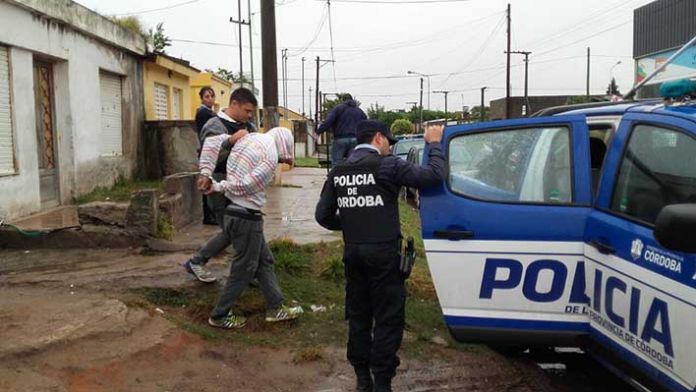 Detenidos por cuatro robos