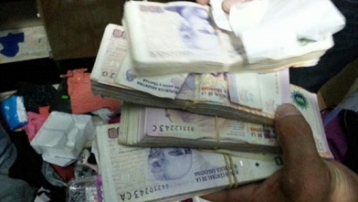 Les llevaron dinero y joyas a tres ancianos