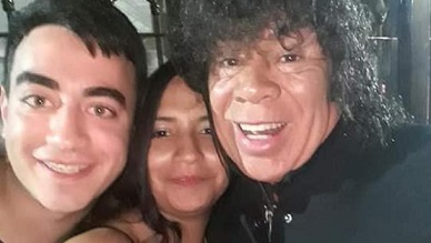 Unidos por la Mona: el increíble amor que nació un 28 de diciembre