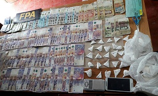 Secuestraron 460 dosis de cocaína en barrio Alto Alberdi