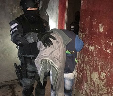 Caen hermanos con pedido de detención por comercialización de drogas en San Francisco