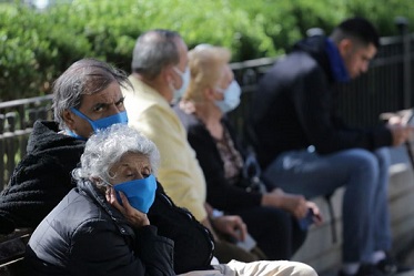 Mayores de 70 necesitarán un permiso para circular por CABA