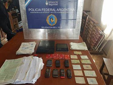 BELL VILLE: DESBARATAN BANDA QUE FALSIFICABA DINERO