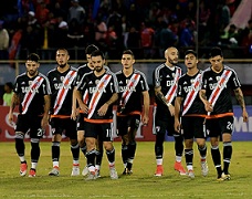 Copa Libertadores: River cayó 3-0 ante Wilstermann en la altura de Cochabamba