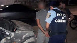 Los agarraron paseando con marihuana por la ex ruta pesada
