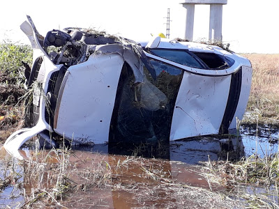 LEONES: VUELCO DE UN AUTOMÓVIL EN LA RUTA E59