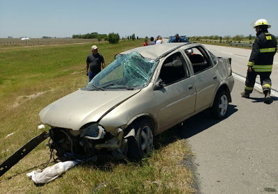 BALLESTEROS: VUELCO EN SOLITARIO EN LA AUTOPISTA EN EL KM 543