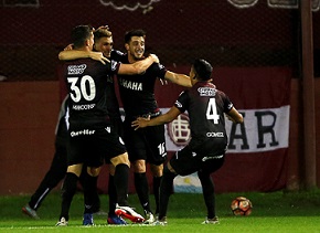 Copa Libertadores: Por penales, Lanús venció a San Lorenzo y pasó a la semifinal