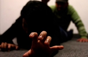 Tiene 14 años y habría violado a su tía discapacitada de 66