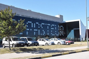 Cayó un pintor y sufrió una fractura