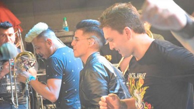 Banda XXI y una noche a puro baile en Sala del Rey