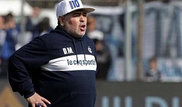 Maradona reapareció en Gimnasia y puso fin a los rumores
