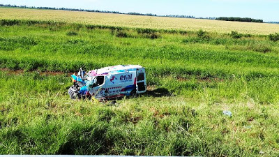 Vuelco de ambulancia en el Km 509 de Autopista sentido Buenos Aires – Córdoba