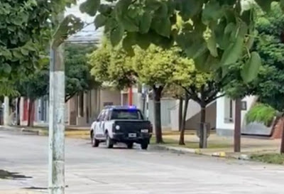 Robaron en pleno centro de Monte Maiz