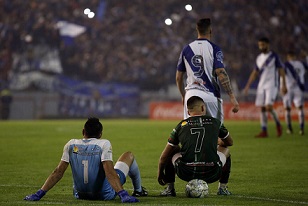 Insólito: San Jorge abandonó la final por fallos arbitrales
