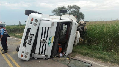 Vuelco de camión en Ruta 3 Norte, camino a Cintra