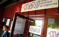  balearon en la cabeza a un hombre que quedó en medio de un tiroteo entre bandas