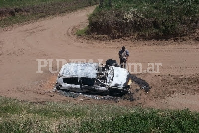 Las Higueras: joven murió calcinado dentro de su auto en un camino rural