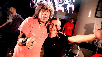 La Mona Jiménez le manda audios personalizados a sus fanáticos