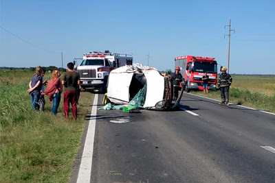 Accidente múltiple entre camión, autos y un utilitario en ruta Nº 158 dejó heridos