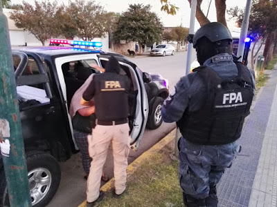  FUE SORPRENDIDA CON DOSIS MARIHUANA LISTAS PARA LA VENTA