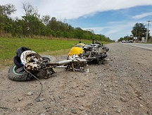 Urgente: motociclista muerto en impresionante accidente en avenida Malvinas