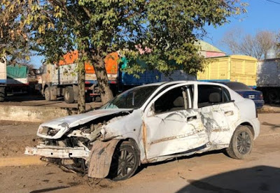 Chocó y tumbó una columna en Justiniano Posse
