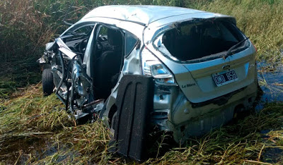 VUELCO DE UN AUTOMÓVIL EN ETRURIA