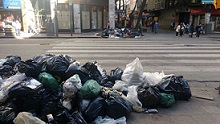 La ciudad de Córdoba amaneció llena de basura