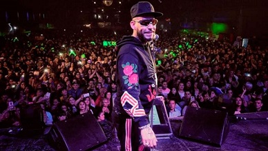 Ulises Bueno, en las pausas de los bailes: