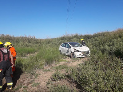 VUELCO EN SOLITARIO: MUJER DE MONTE MAÍZ CERCA DE ISLA VERDE