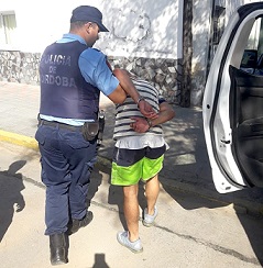 Intentaron robar en un departamento de barrio Lamadrid: los atraparon