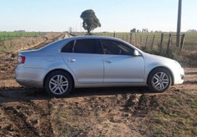 San Jorge: Un hombre apareció muerto en un auto con dos disparos en la cabeza