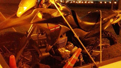 MARCOS JUAREZ: Accidente entre una Honda XRE 300 y un Renault 12 en Antártida Argentina 