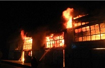 Bomberos controlaron incendio en el Mercado de Abasto de Córdoba